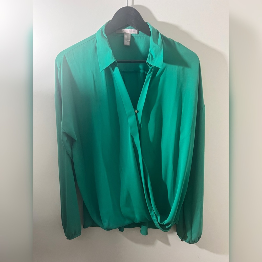 Forever 21 Green Notched Collar Blouse